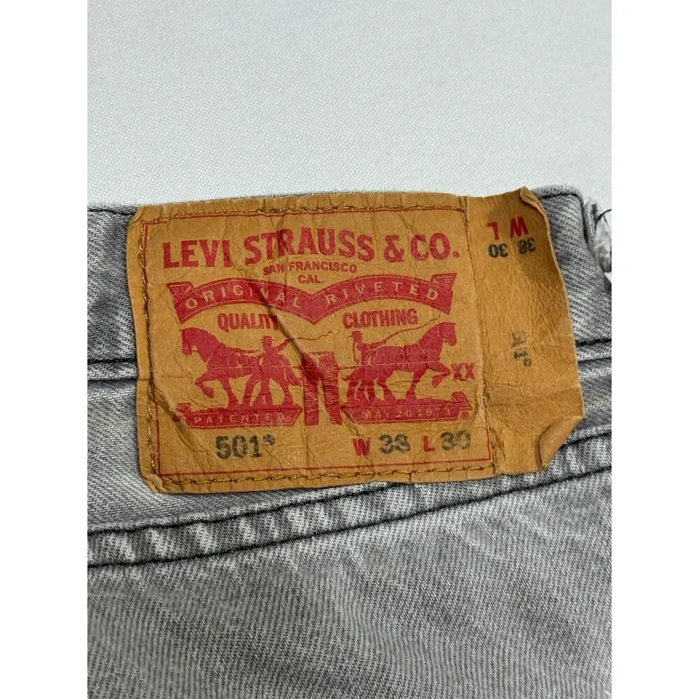 Gray Levi's 501 Men's Jeans 38x30 Straight Leg Button Fly Denim Pants